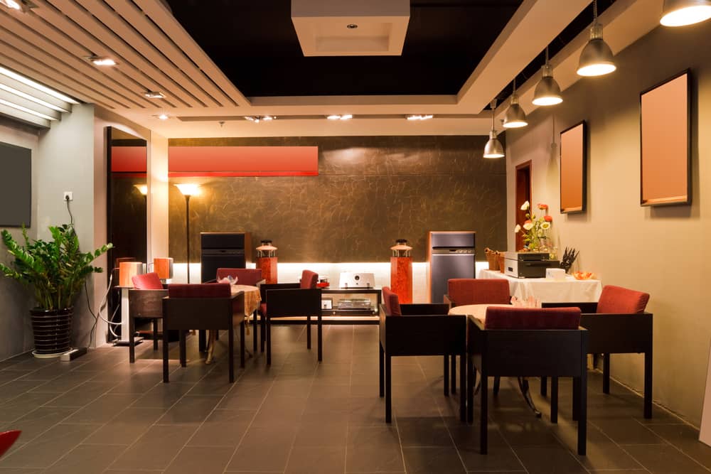 Four Mistakes While Buying a Restaurant Furniture HFC